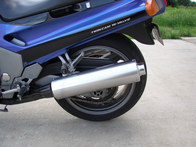 Купить мотоцикл Kawasaki ZZ-R1100-1 1990 фото 14